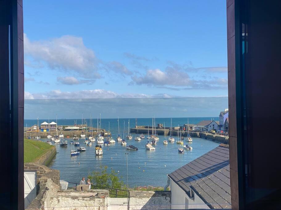Aberaeron Island House - Panoramic Harbour Views Villa Exterior photo