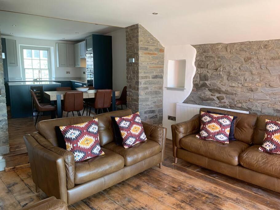 Aberaeron Island House - Panoramic Harbour Views Villa Exterior photo